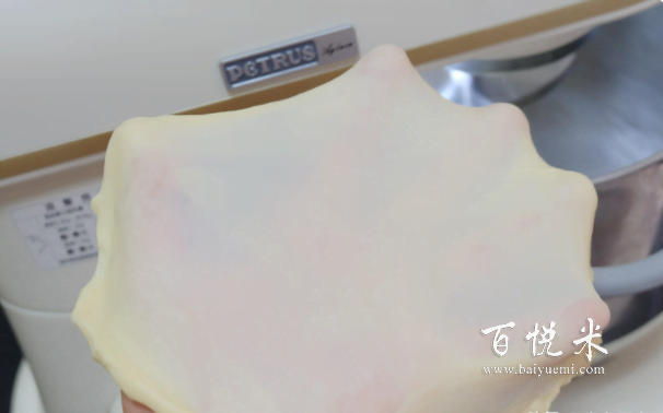 詳細(xì)步驟教你在家做面包,暄軟醇香久放不硬,比買的還好吃